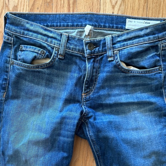 Rag & Bone sz 26 Dre Jean in Amelie wash rise 8” inseam 27” great pre owned cond - Picture 2 of 5